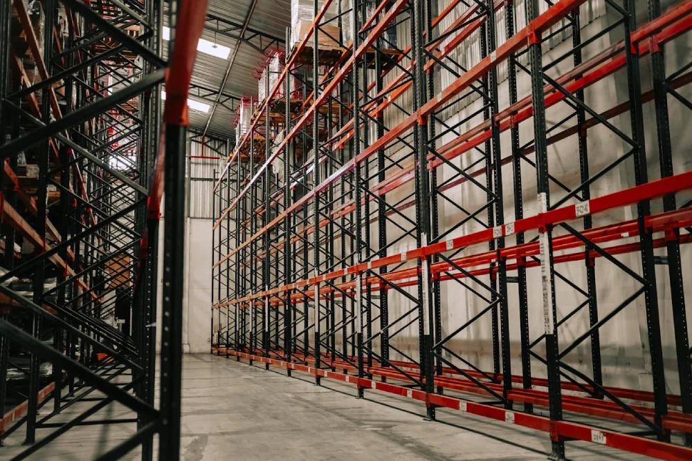 shelter and storage construction services